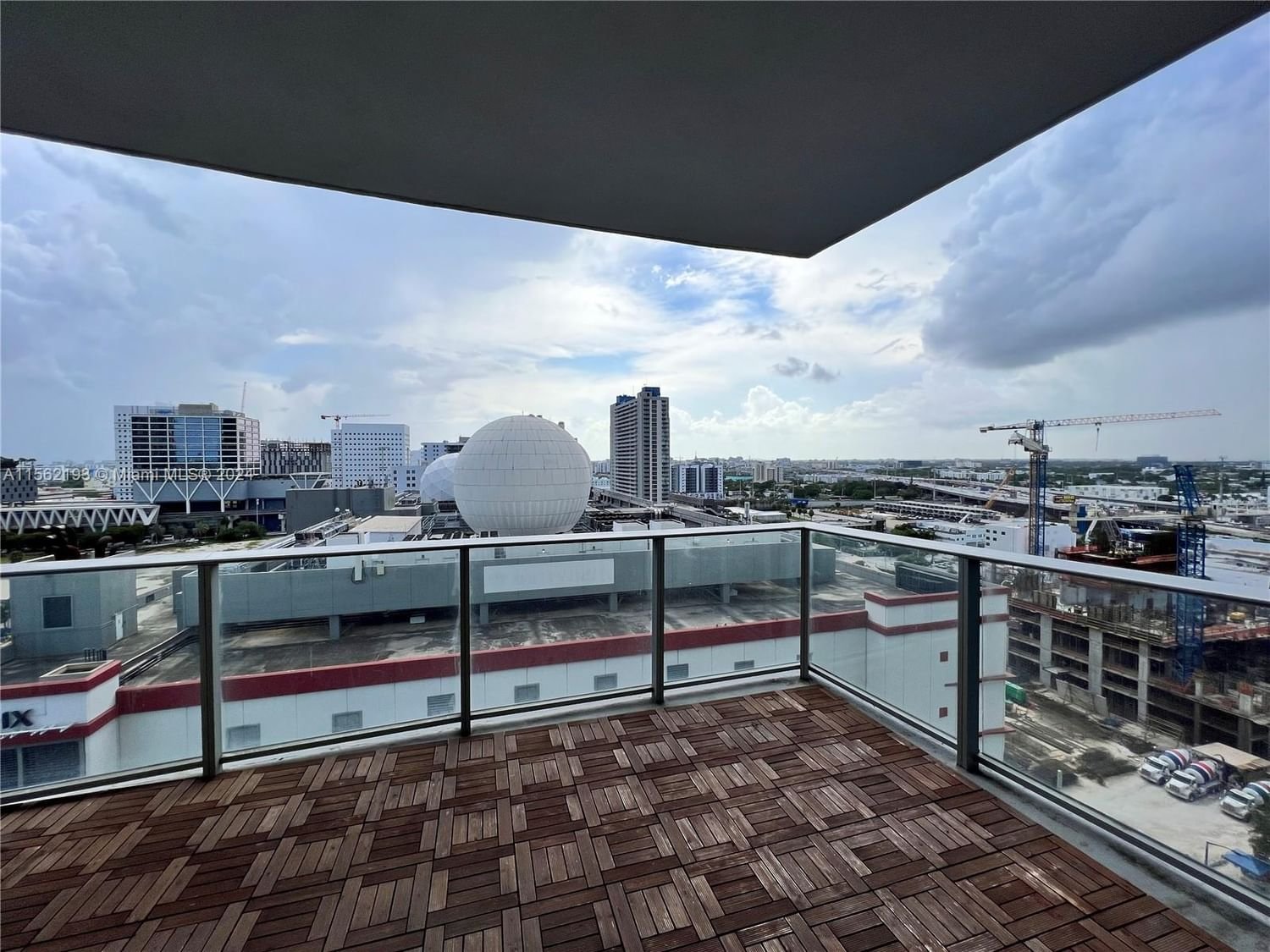 Real estate property located at 851 1st Ave #1208, Miami-Dade County, PARAMOUNT MIAMI WORLDCENT, Miami, FL