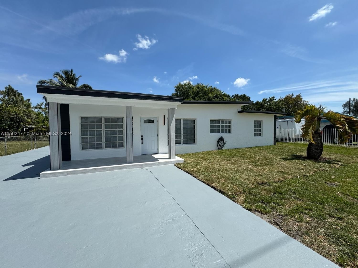 Real estate property located at 12015 22nd Ave, Miami-Dade County, NICHOLS GOLF ESTATES, Miami, FL