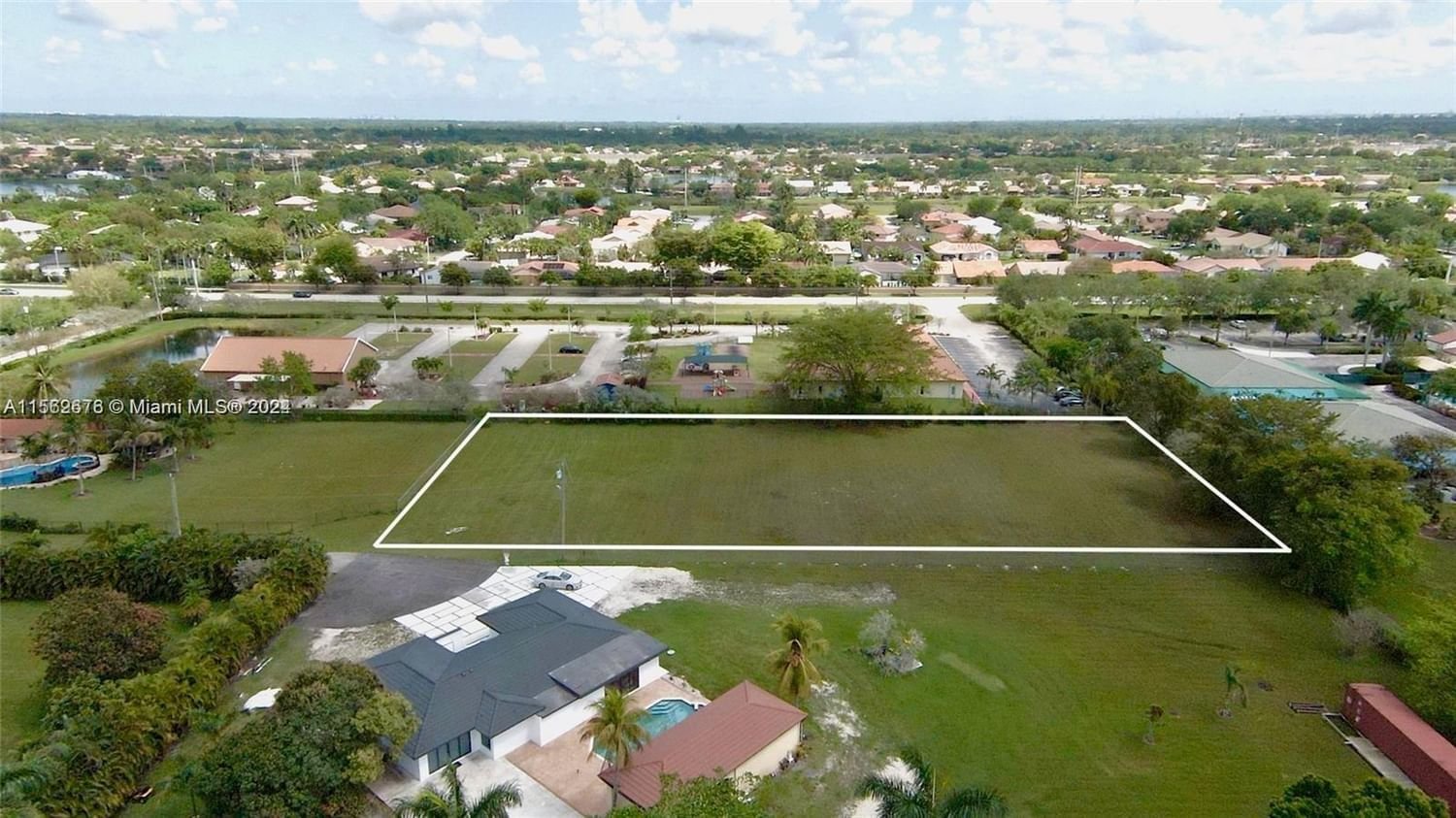 Real estate property located at 6212 161st Ave, Broward County, MORA-DUQUE AND MORRINA PL, Southwest Ranches, FL