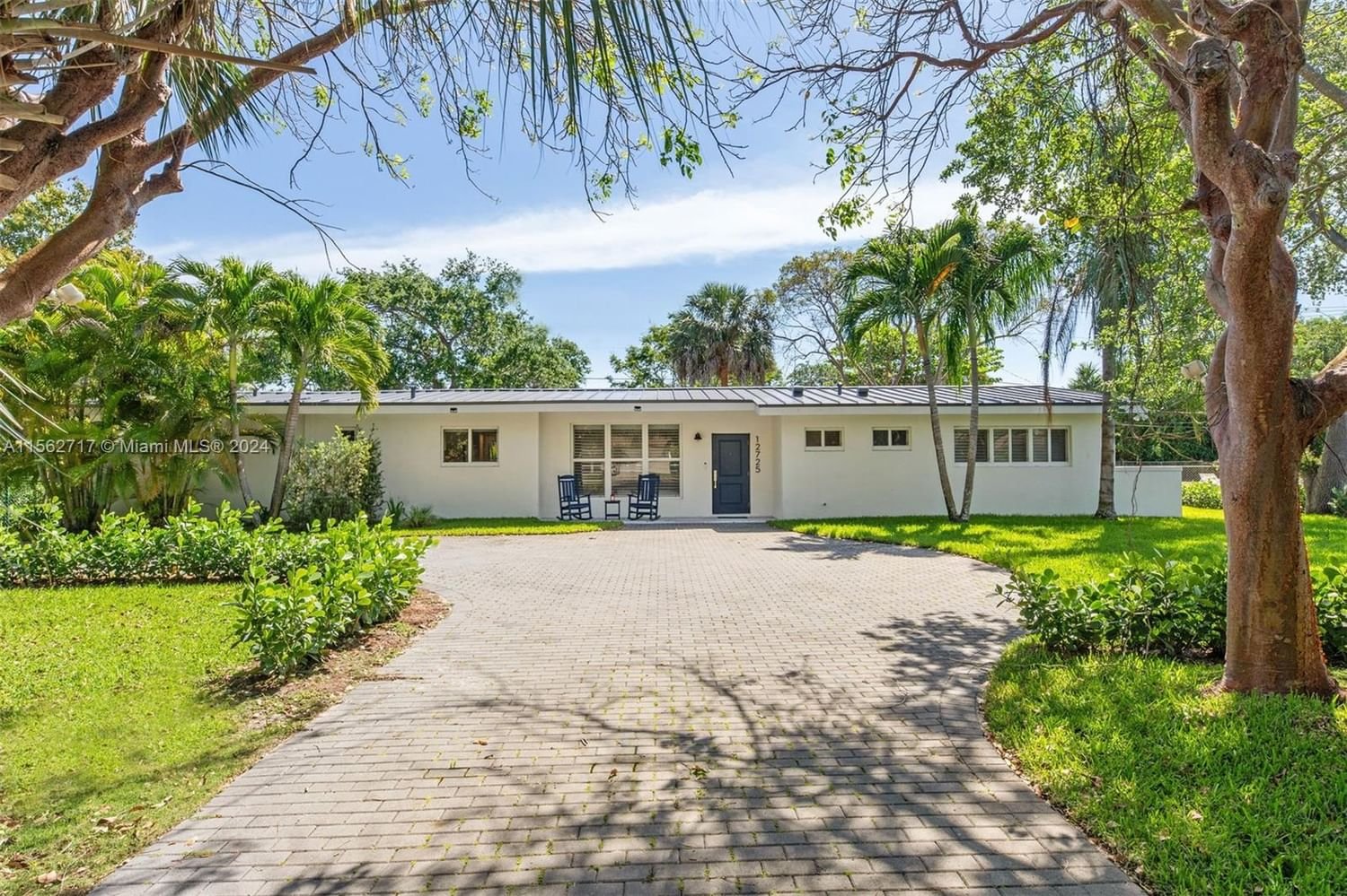 Real estate property located at 12725 82nd Ave, Miami-Dade County, PINE TREE HEIGHTS, Pinecrest, FL