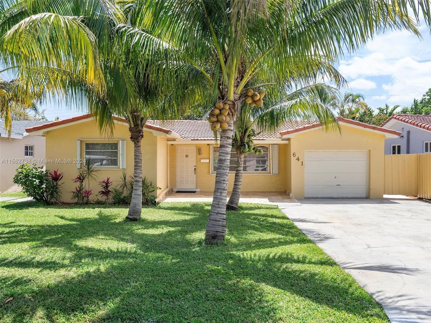 Real estate property located at 641 2nd Ct, Broward County, SUNSET PARK ADDITION, Hallandale Beach, FL