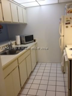 Real estate property located at 8160 Geneva Ct #206, Miami-dade, Las Vistas At Doral Condo, Doral, FL