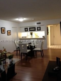 Real estate property located at 8160 Geneva Ct #206, Miami-dade, Las Vistas At Doral Condo, Doral, FL