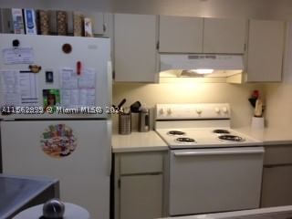 Real estate property located at 8160 Geneva Ct #206, Miami-dade, Las Vistas At Doral Condo, Doral, FL