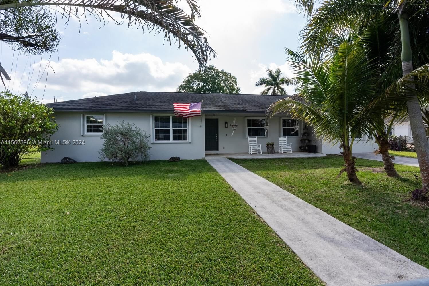 Real estate property located at 29949 169th Ct, Miami-Dade County, CHARLTON MANORS, Homestead, FL