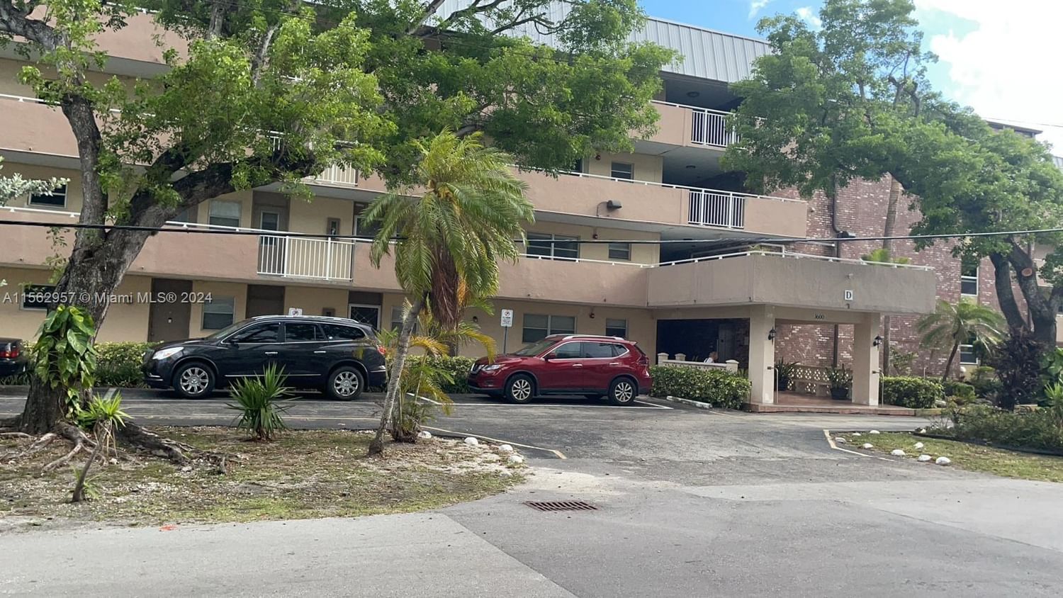 Real estate property located at 3600 170Th St. #108, Miami-Dade County, EDEN ISLES CONDO #4, North Miami Beach, FL