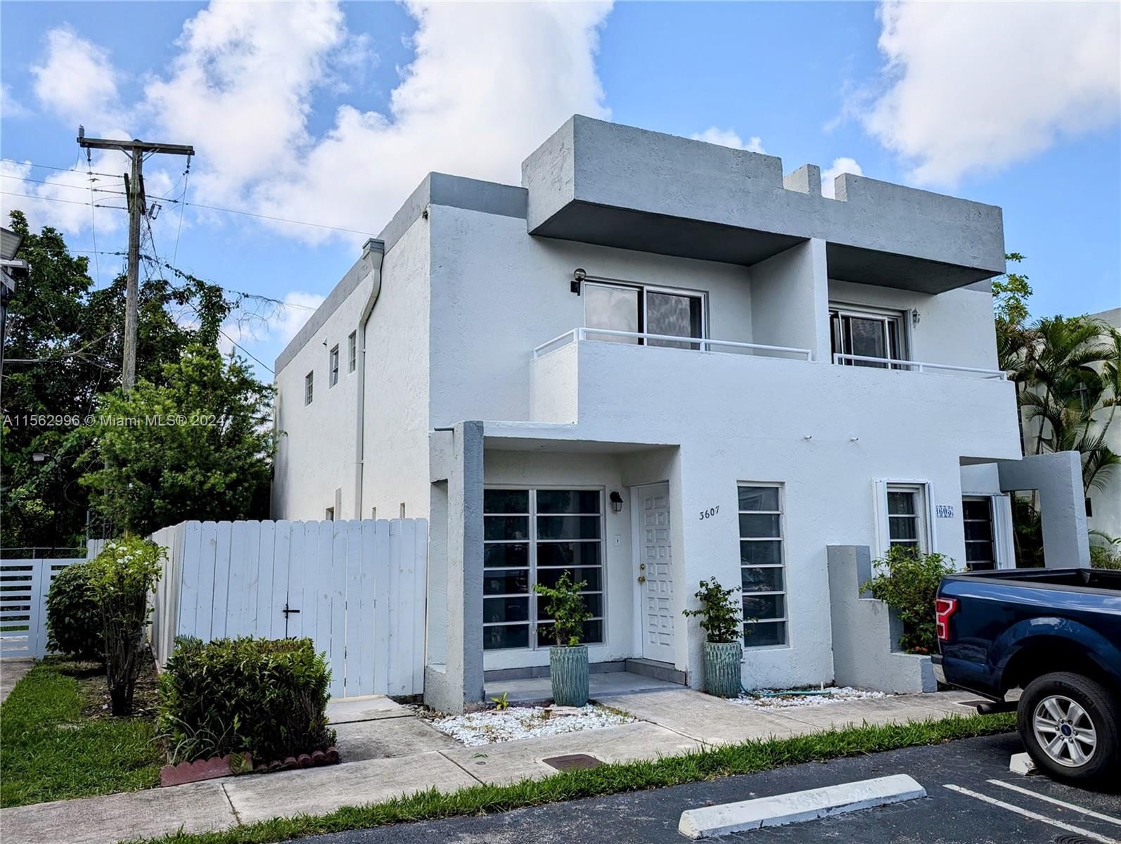 Real estate property located at 3607 17th St #3607, Miami-Dade County, ALHAMBRA MANORS CONDO, Miami, FL