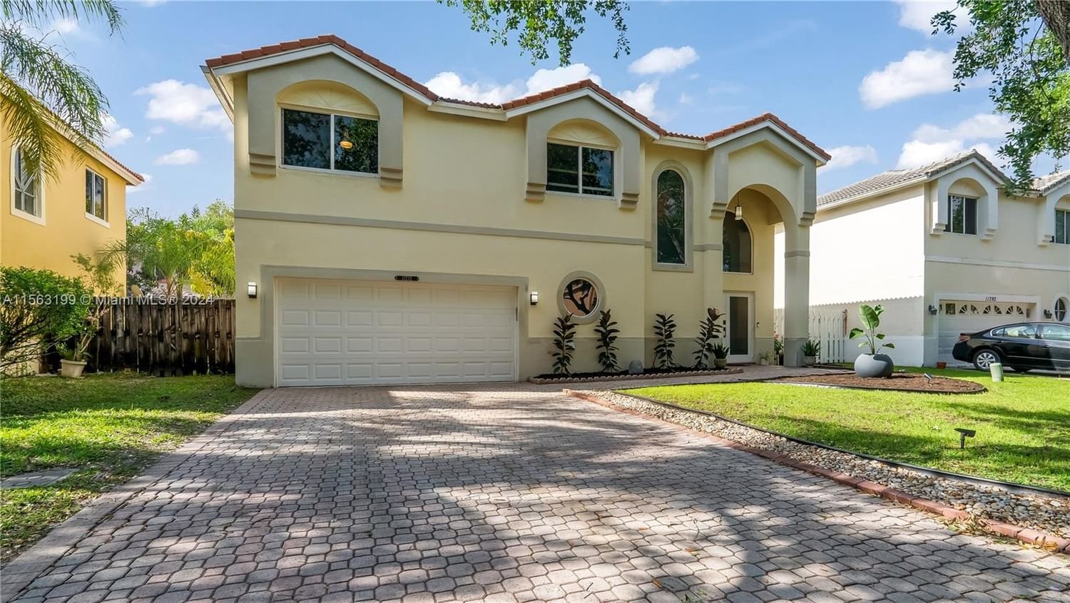 Real estate property located at 11272 Roundelay Rd, Broward County, ROCK CREEK PHASE TWO, Cooper City, FL