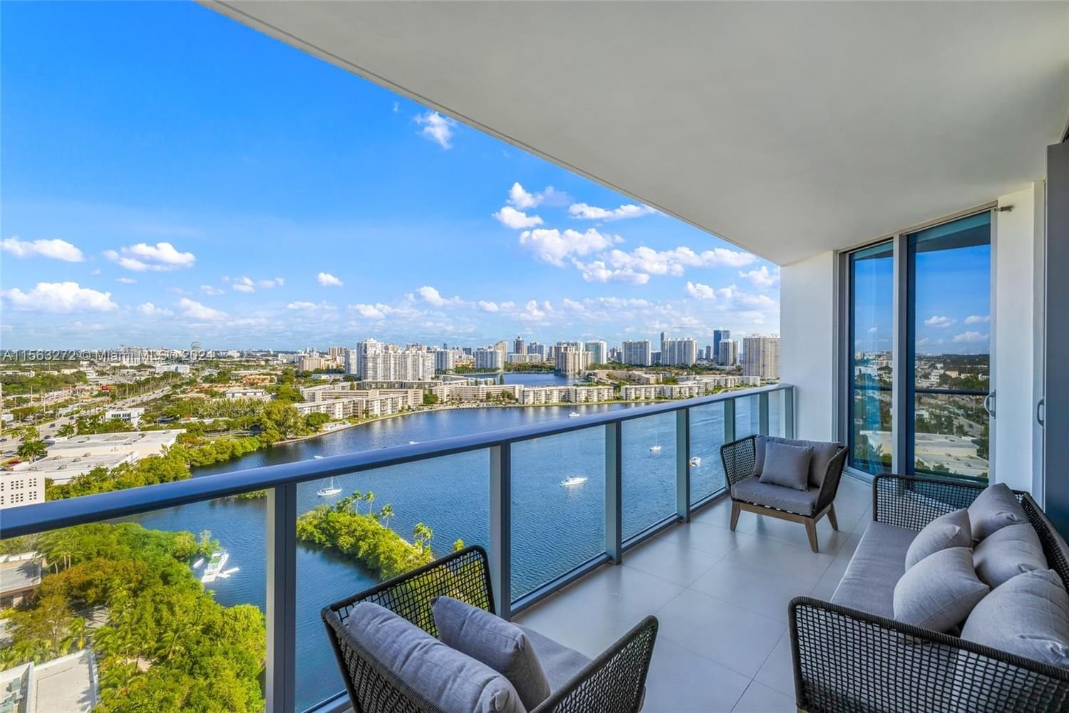 Real estate property located at 17301 Biscayne Blvd #2106, Miami-Dade County, MARINA PALMS RESIDENCES N, North Miami Beach, FL
