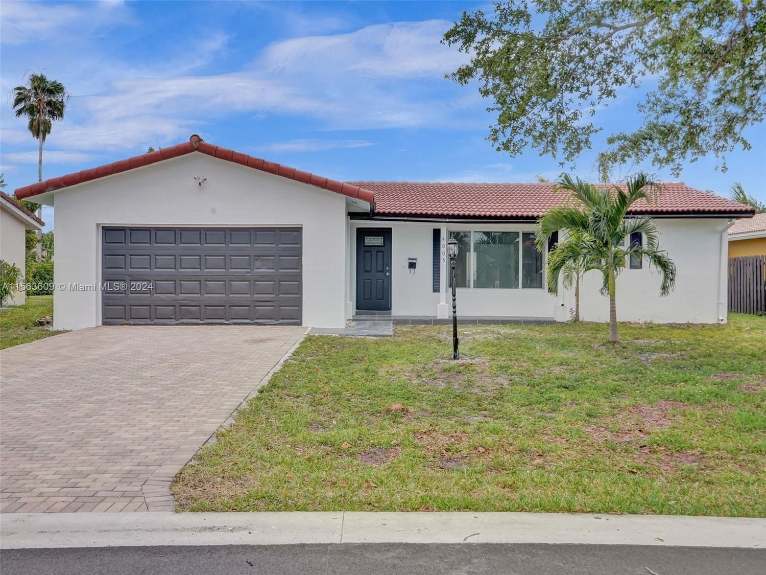 Real estate property located at 4005 76th Ave, Broward County, THE DELLS, Coral Springs, FL