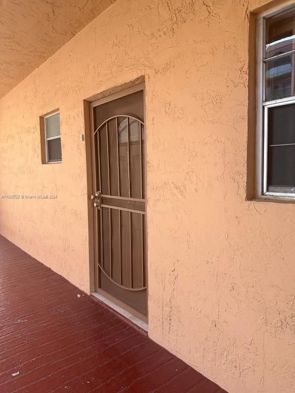 Real estate property located at 440 23rd St #1101, Miami-Dade County, GOLDEN GATE CONDO PHASE I, Hialeah, FL