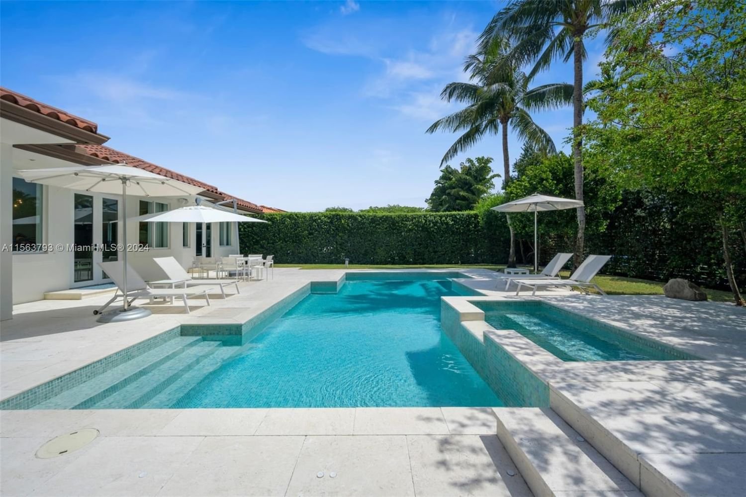 Real estate property located at 636 Melaleuca Ln, Miami-Dade County, BAY POINT, Miami, FL