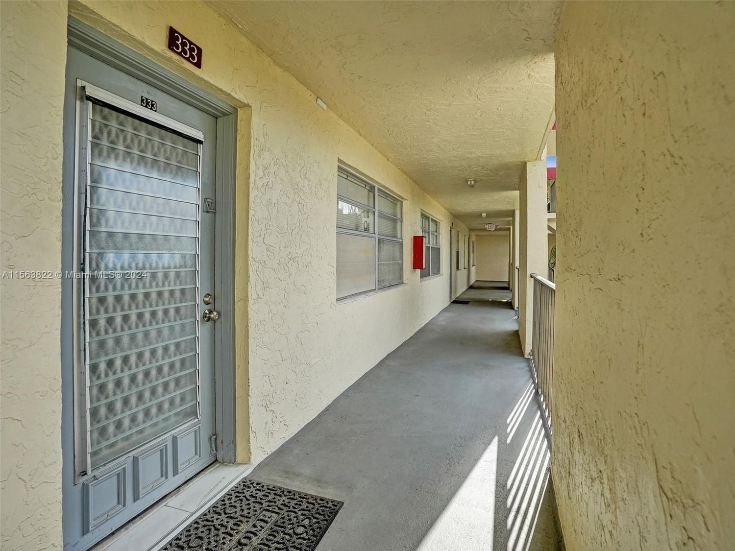 Real estate property located at 3001 48th Ave #333, Broward County, CYPRESS CHASE CONDO NO 6, Lauderdale Lakes, FL