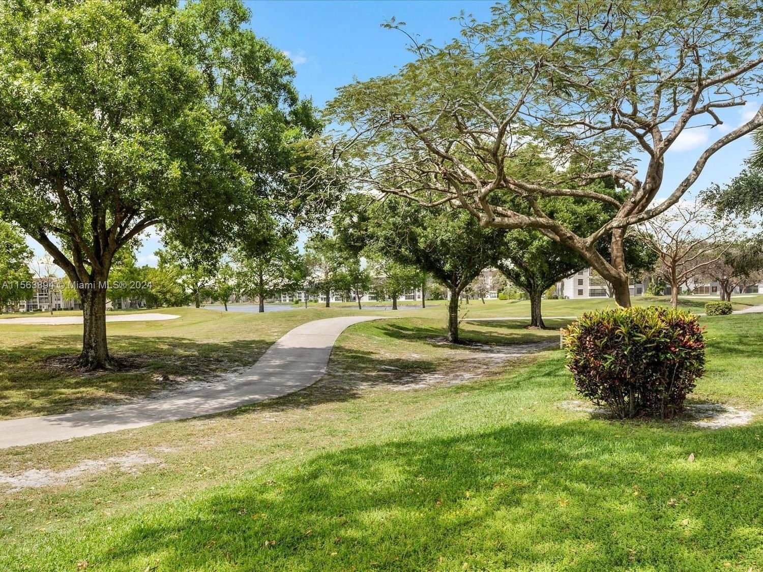 Real estate property located at 1709 Whitehall Dr #102, Broward County, CONDO 24 OF WHITEHALL CON, Davie, FL