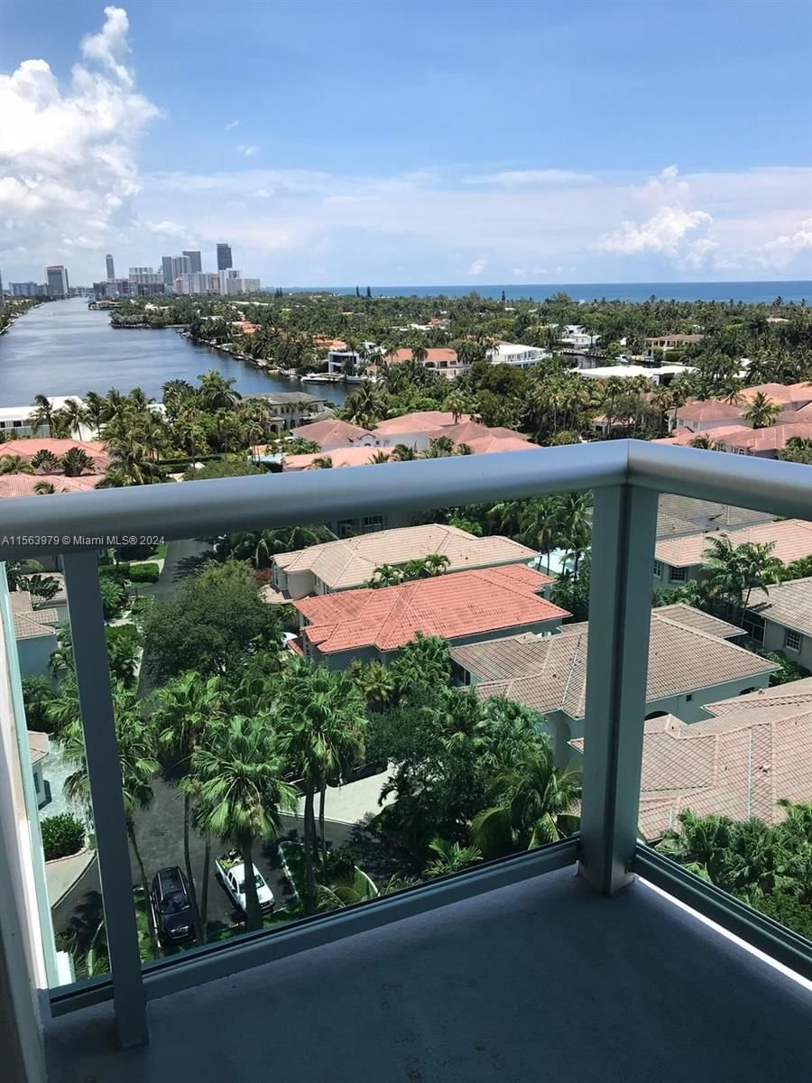 Real estate property located at 19390 Collins Ave #1226, Miami-Dade County, OCEANVIEW BUILDING A COND, Sunny Isles Beach, FL