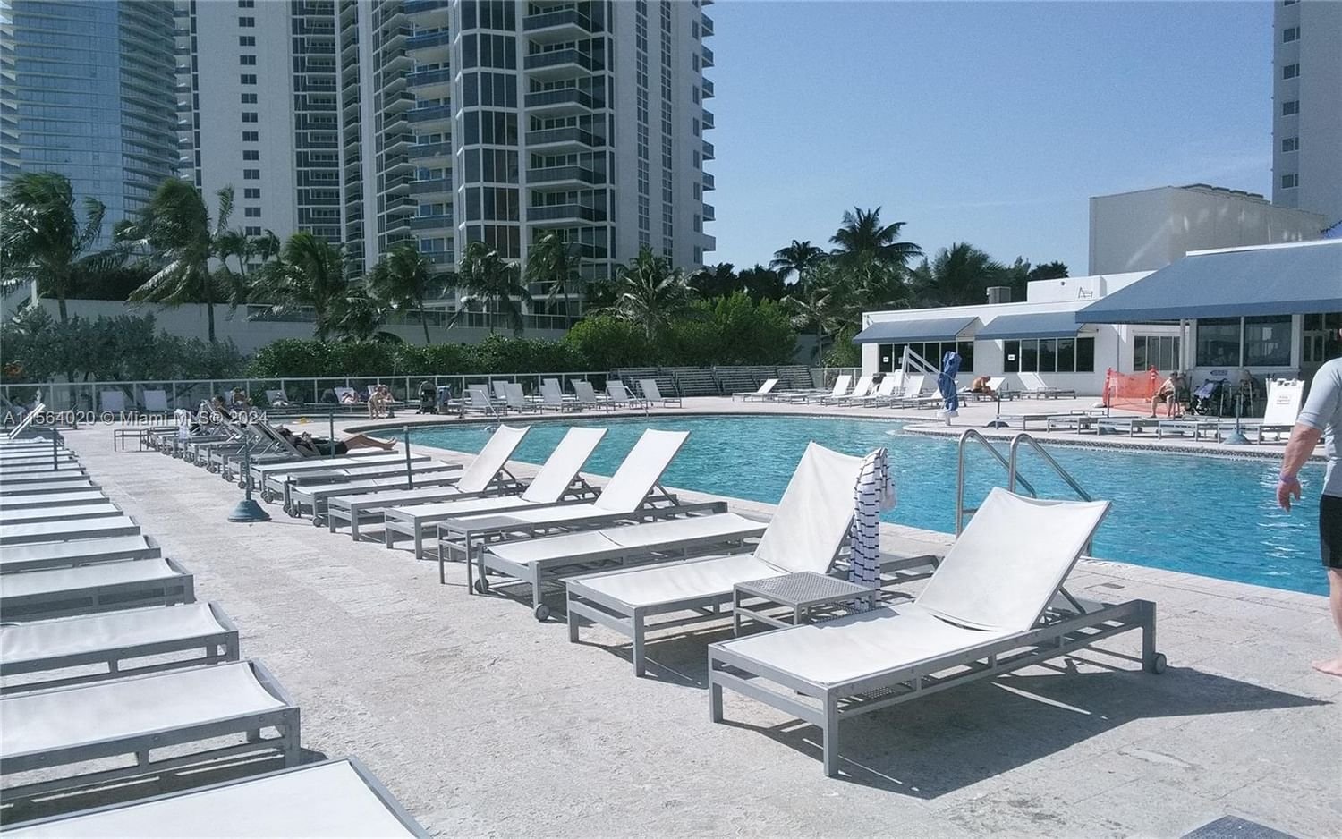Real estate property located at 19201 Collins Ave #733, Miami-Dade County, THE AVENTURA BEACH CLUB C, Sunny Isles Beach, FL