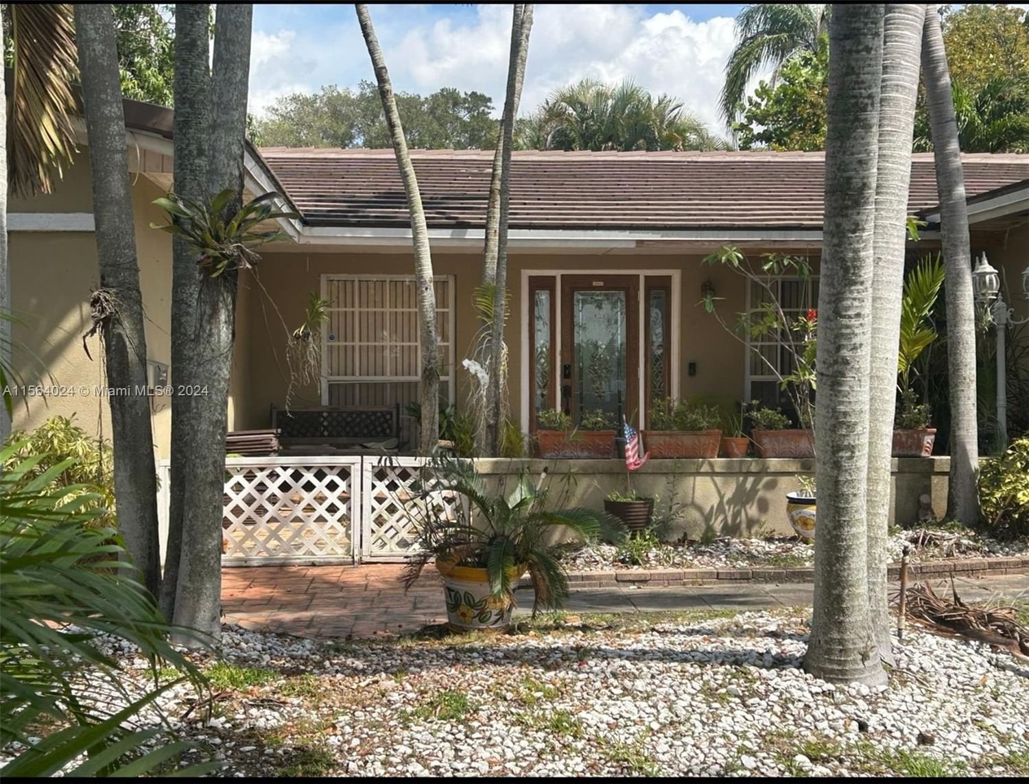 Real estate property located at , Miami-Dade County, MIAMI LAKES SEC 4, Miami Lakes, FL