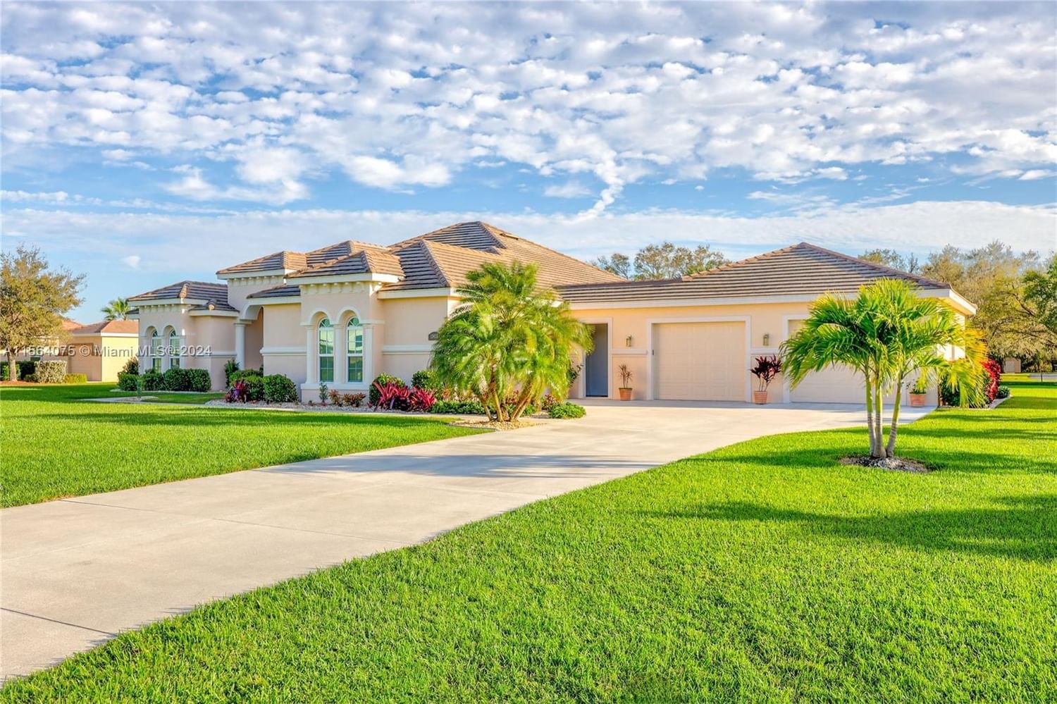 Real estate property located at 13920 Binghampton, Lee County, Buckingham Estates, Fort Myers, FL