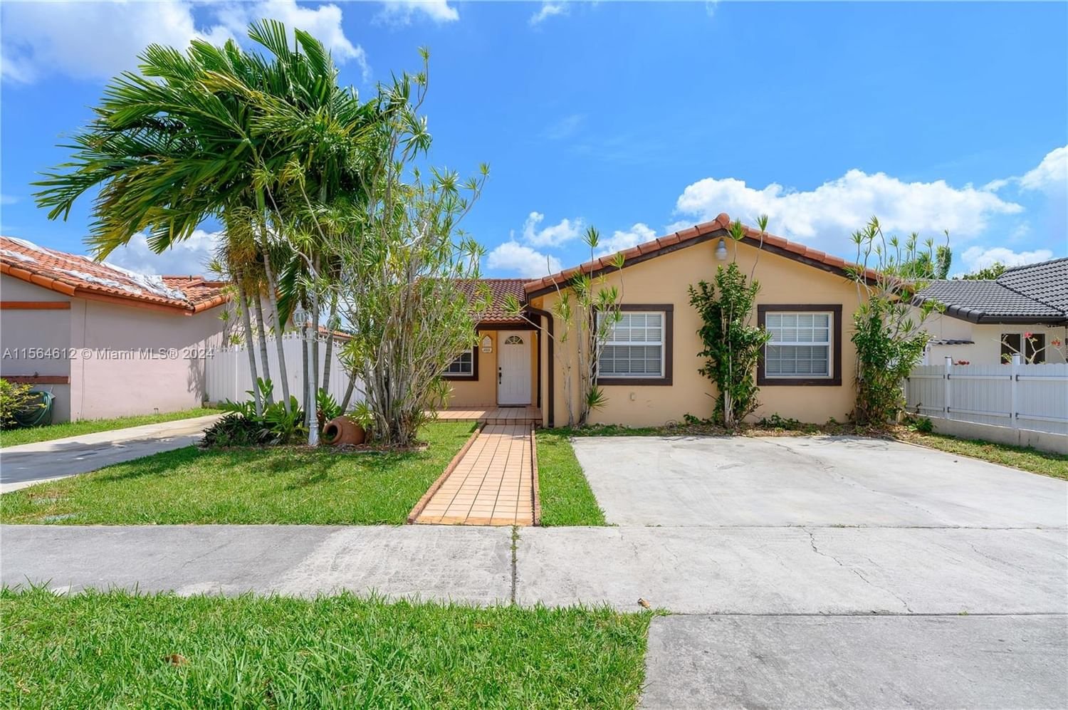 Real estate property located at 1521 138th Ave, Miami-Dade County, CORAL WEST HEIGHTS 2ND AD, Miami, FL