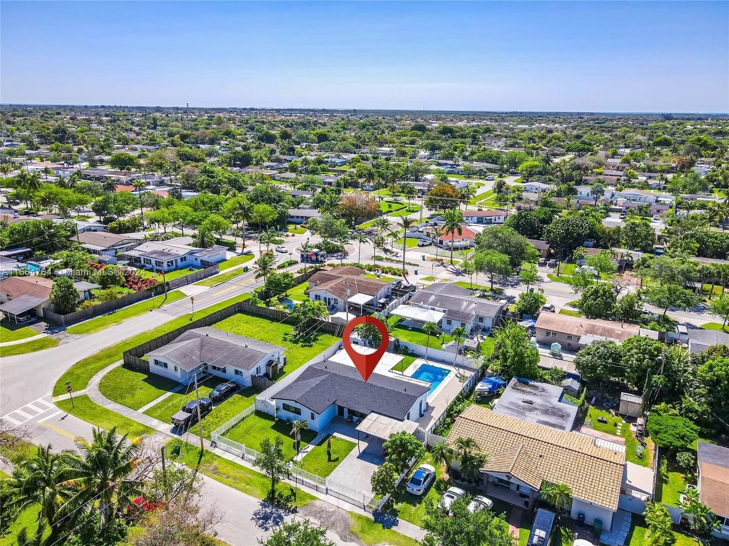 Real estate property located at 9830 Bahama Dr, Miami-Dade County, CUTLER RIDGE SEC 5, Cutler Bay, FL