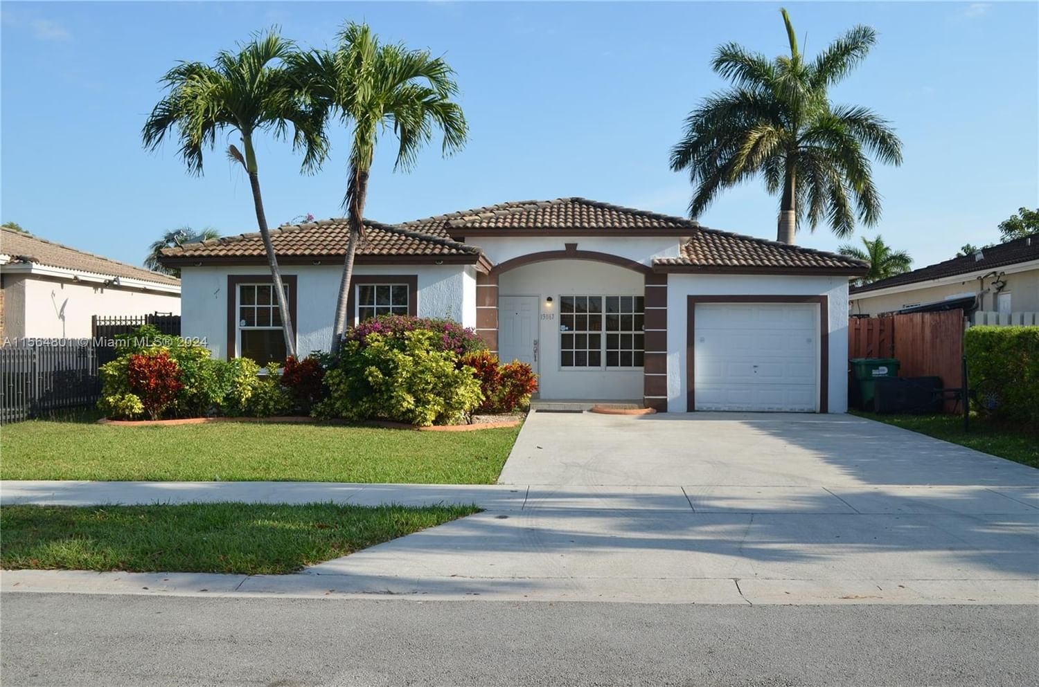 Real estate property located at 13867 258th Ln, Miami-Dade County, CEDAR WEST HOMES, Homestead, FL