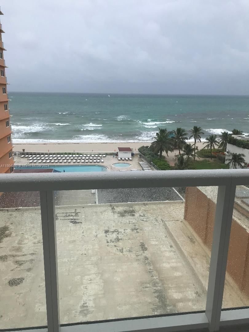 Real estate property located at 19201 Collins Ave #646, Miami-Dade County, THE AVENTURA BEACH CLUB C, Sunny Isles Beach, FL