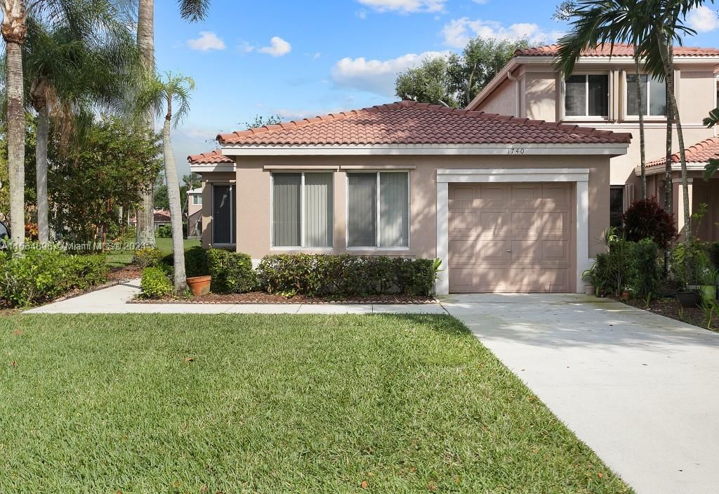 Real estate property located at 1740 110th Ter, Broward County, VILLAGE AT HARMONY LAKE, Davie, FL