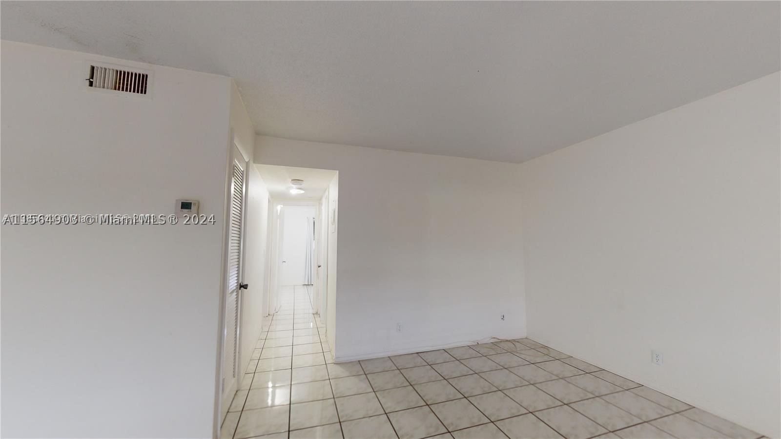 Real estate property located at 580 Egret Dr #302, Broward, Casa Paradiso Co-op, Hallandale Beach, FL