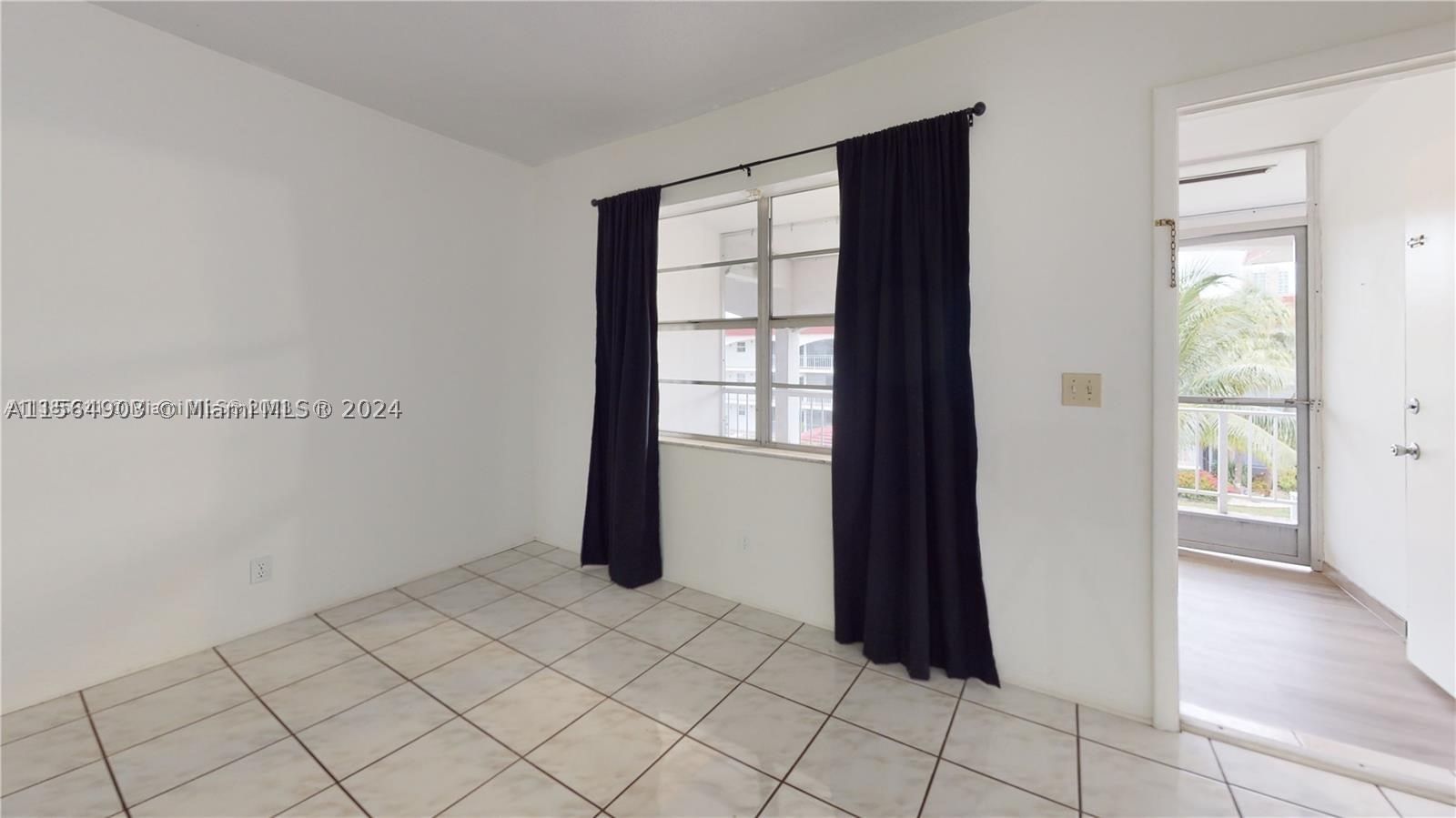 Real estate property located at 580 Egret Dr #302, Broward, Casa Paradiso Co-op, Hallandale Beach, FL