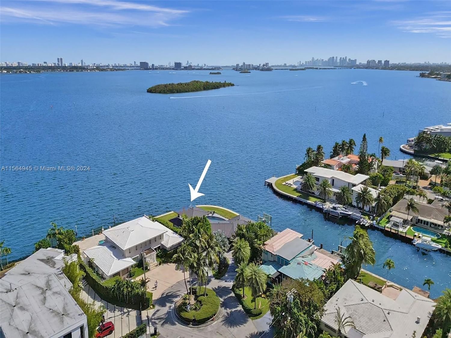 Real estate property located at 1982 119th Rd, Miami-Dade County, SANS SOUCI ESTATES, North Miami, FL