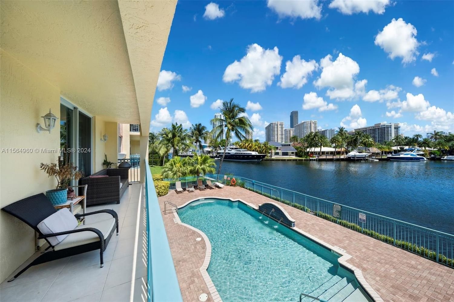 Real estate property located at 201 Golden Isles Dr #204, Broward County, HALLANDALE BEACH PRIVATE, Hallandale Beach, FL