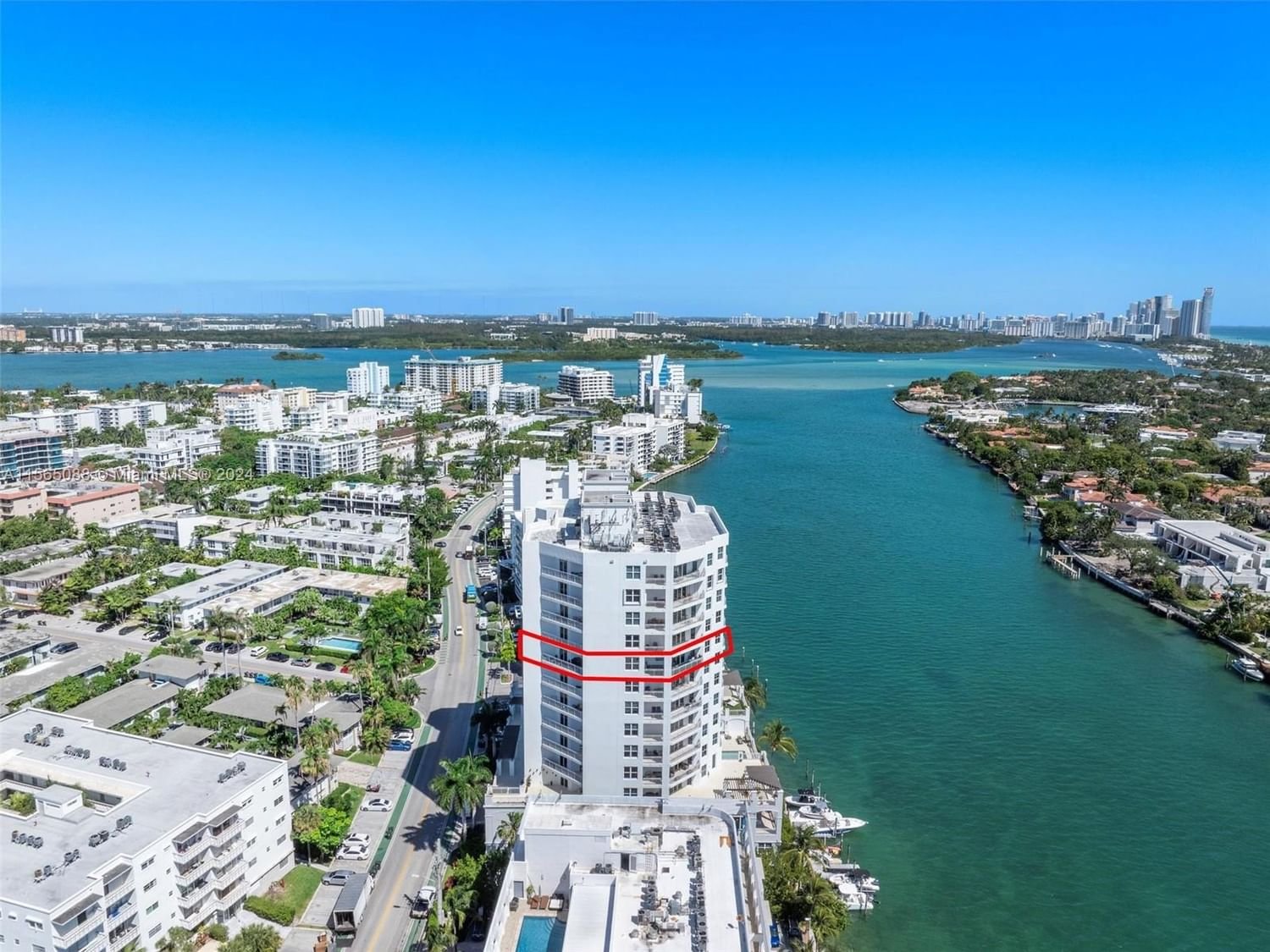 Real estate property located at 9751 Bay Harbor Dr #11D, Miami-Dade County, CARROLL WALK CONDO, Bay Harbor Islands, FL