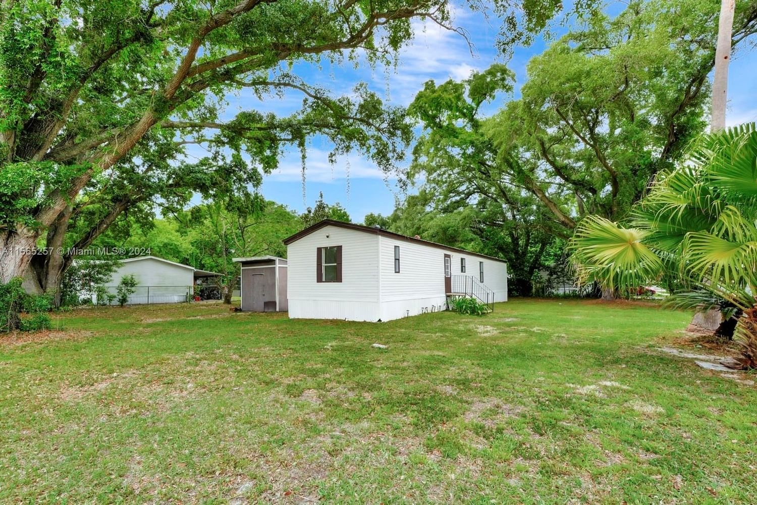 Real estate property located at 209 Central AVE, Polk County, OAKRIDGE HEIGHTS, Other City - In The State Of Florida, FL