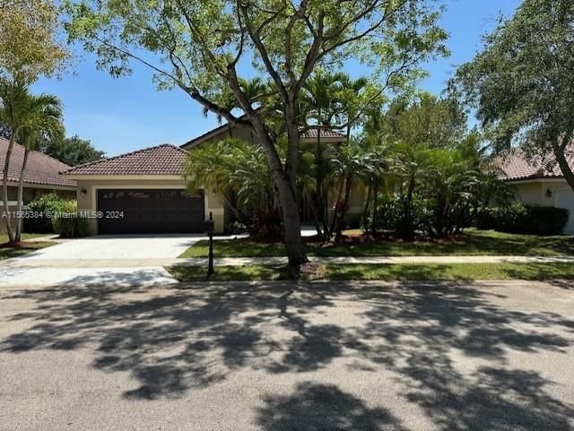 Real estate property located at 836 Waterview Dr, Broward County, ORCHID ISLAND, Weston, FL