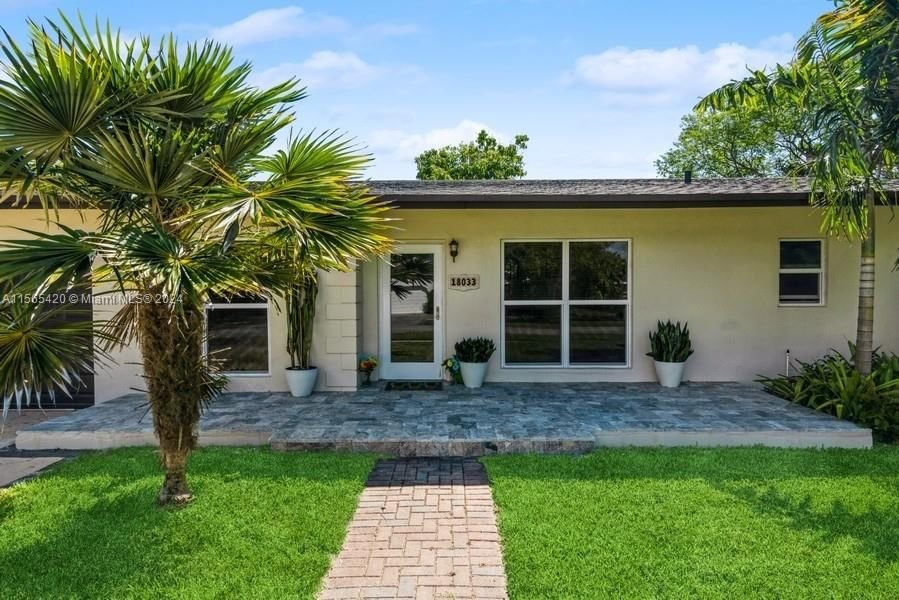 Real estate property located at 18033 89th Pl, Miami-Dade County, BEL AIRE SEC 18, Palmetto Bay, FL