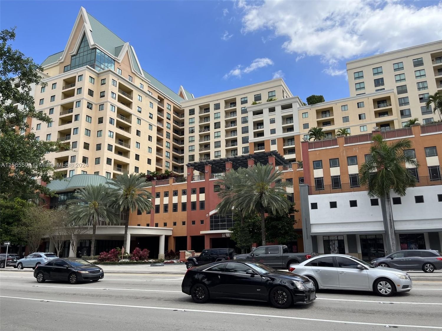 Real estate property located at 100 Federal Hwy #1120, Broward County, WAVERLY AT LAS OLAS CONDO, Fort Lauderdale, FL