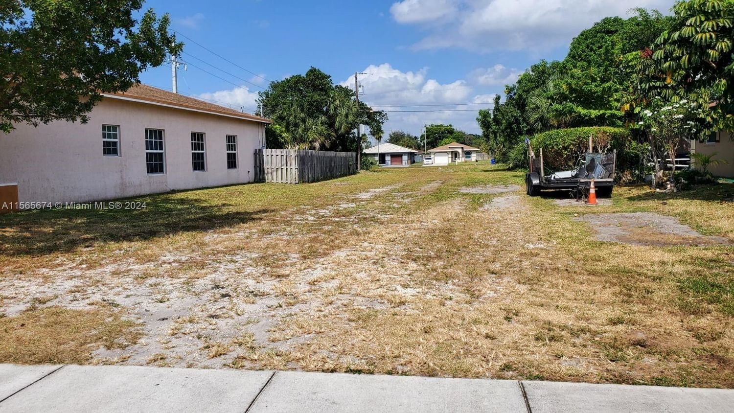 Real estate property located at 285 3rd St, Broward County, CARVER HEIGHTS, Deerfield Beach, FL