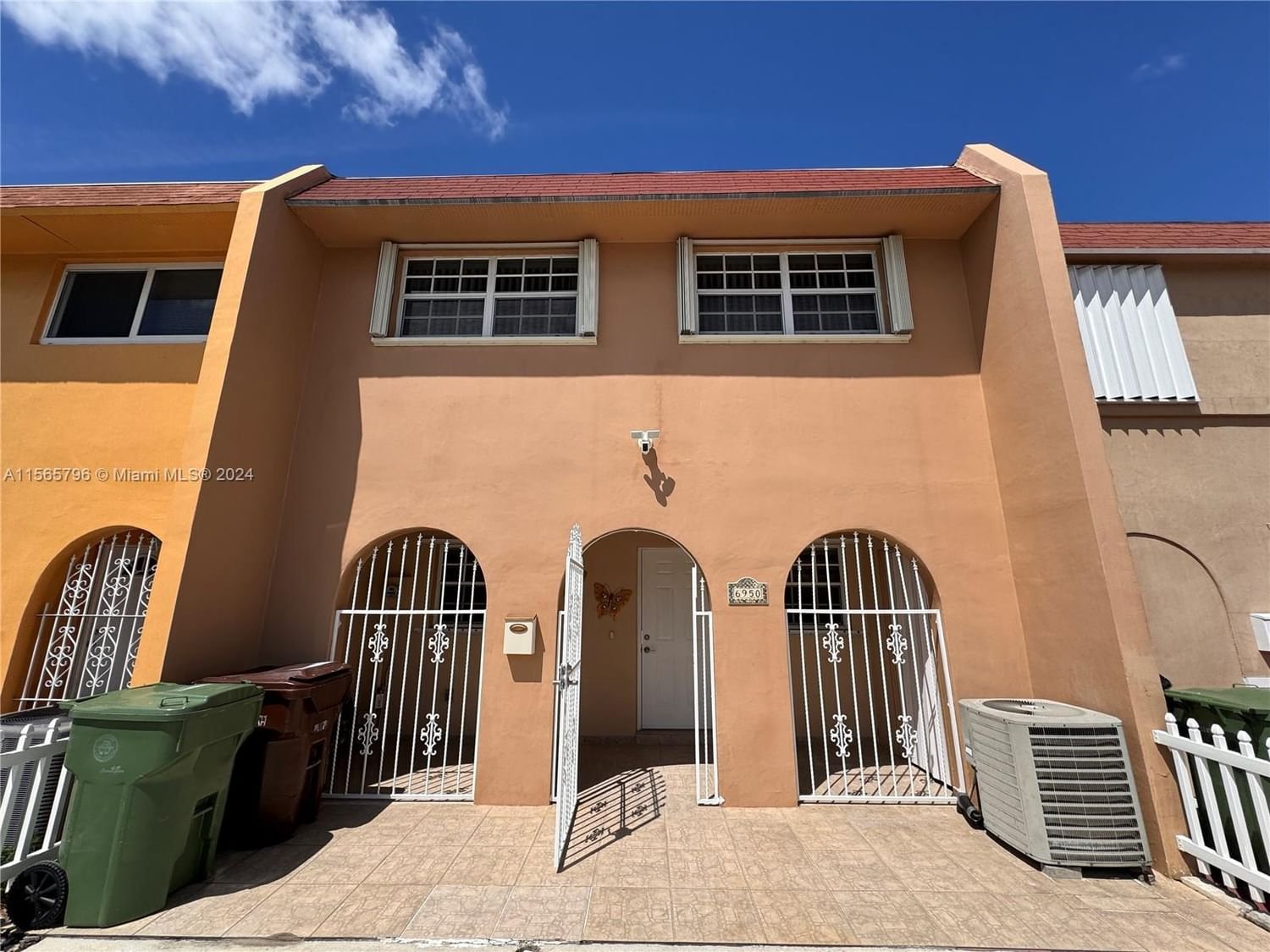 Real estate property located at 6950 2nd Ct, Miami-Dade County, 2ND ADDN TO PALM SPRINGS, Hialeah, FL