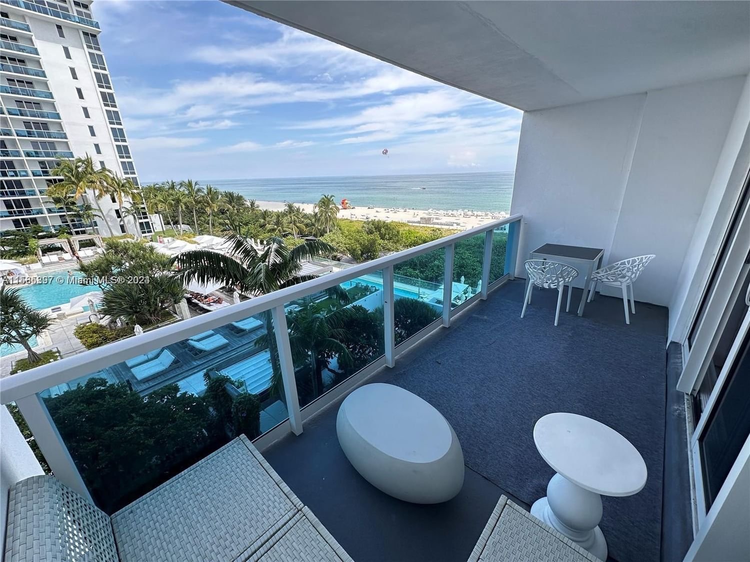 Real estate property located at 2301 Collins Ave #611, Miami-Dade County, RONEY PALACE CONDO, Miami Beach, FL