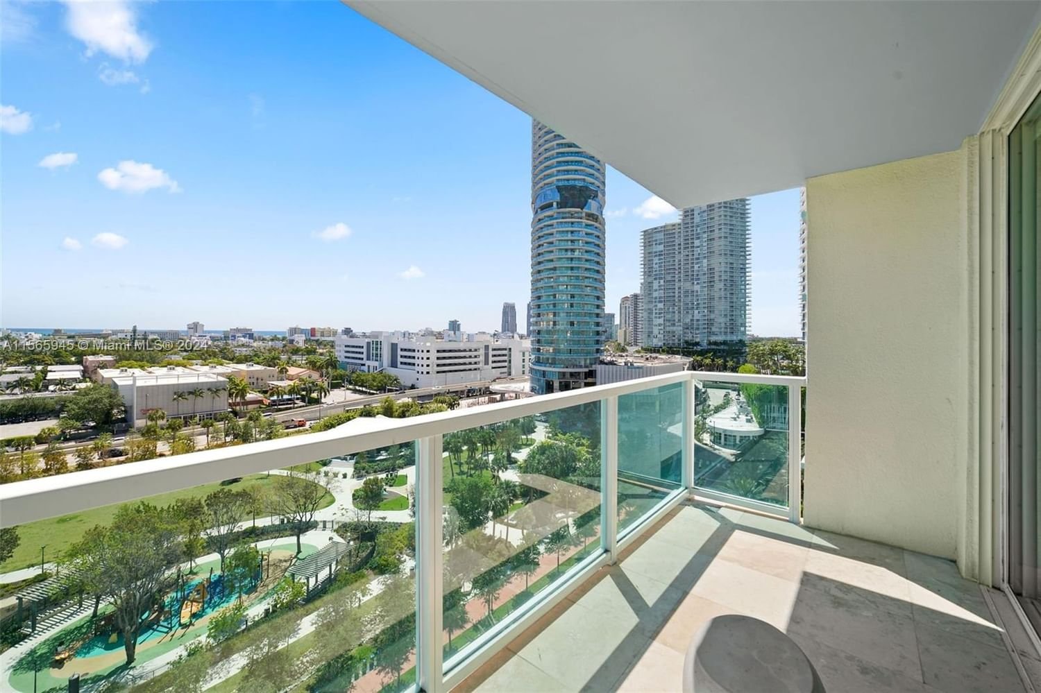 Real estate property located at 650 West Ave #1104, Miami-Dade County, THE FLORIDIAN CONDO, Miami Beach, FL