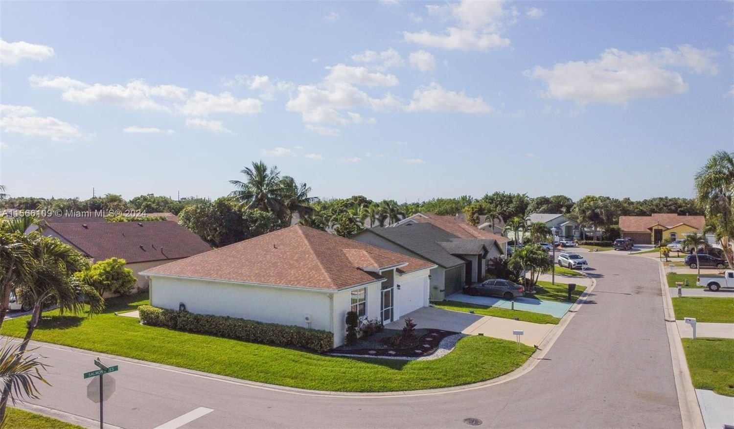 Real estate property located at 1061 Salmon Isle, Palm Beach County, Normandy Isles, Green Acres, FL