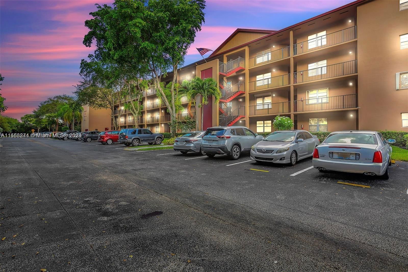 Real estate property located at 1201 128th terr #408E, Broward, CAMBRIDGE AT CENTURY VILL, Pembroke Pines, FL