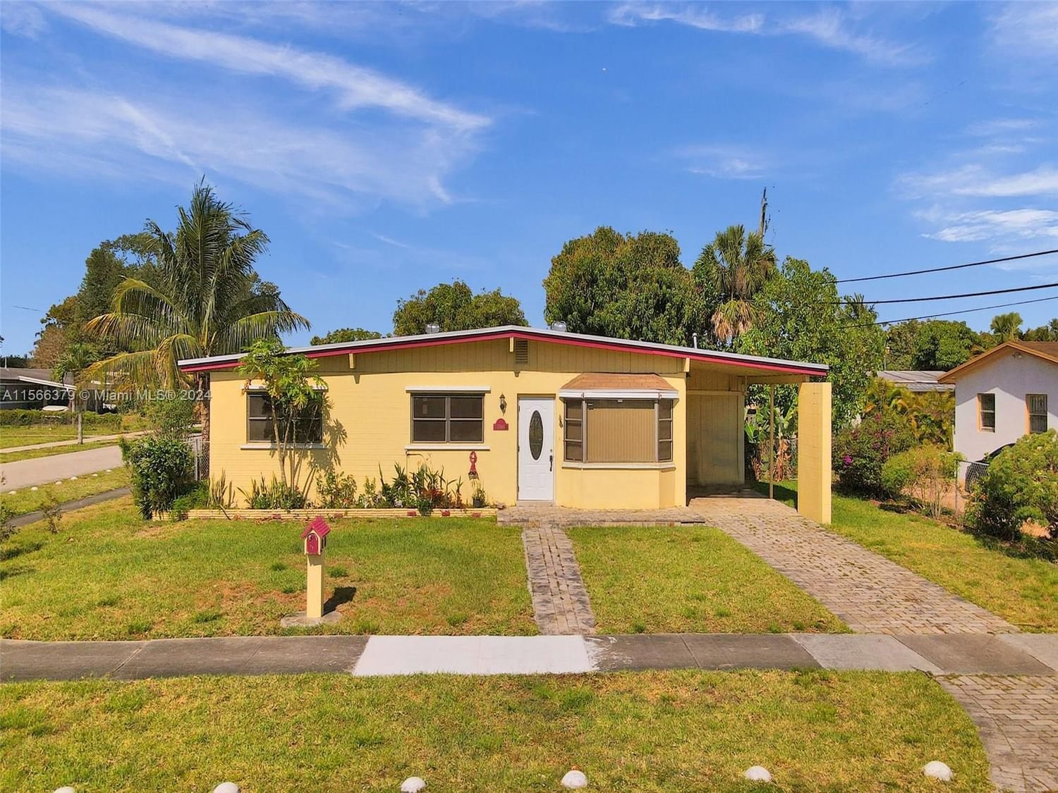 Real estate property located at 17940 8th Ave, Miami-Dade County, SCOTT LAKE MANOR SEC 1, Miami Gardens, FL