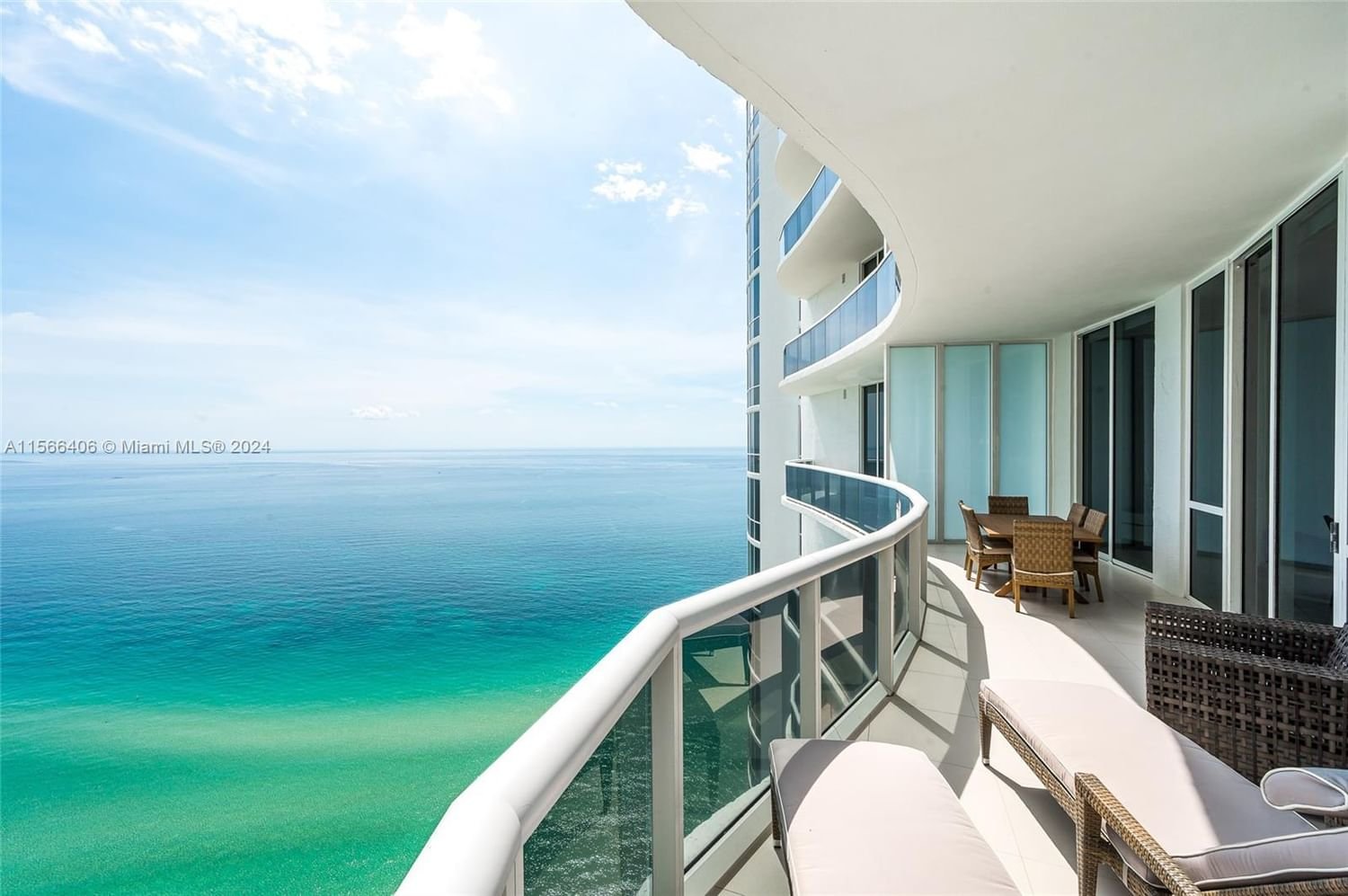 Real estate property located at 15901 Collins Ave #3403, Miami-Dade County, TDR TOWER II CONDO, Sunny Isles Beach, FL