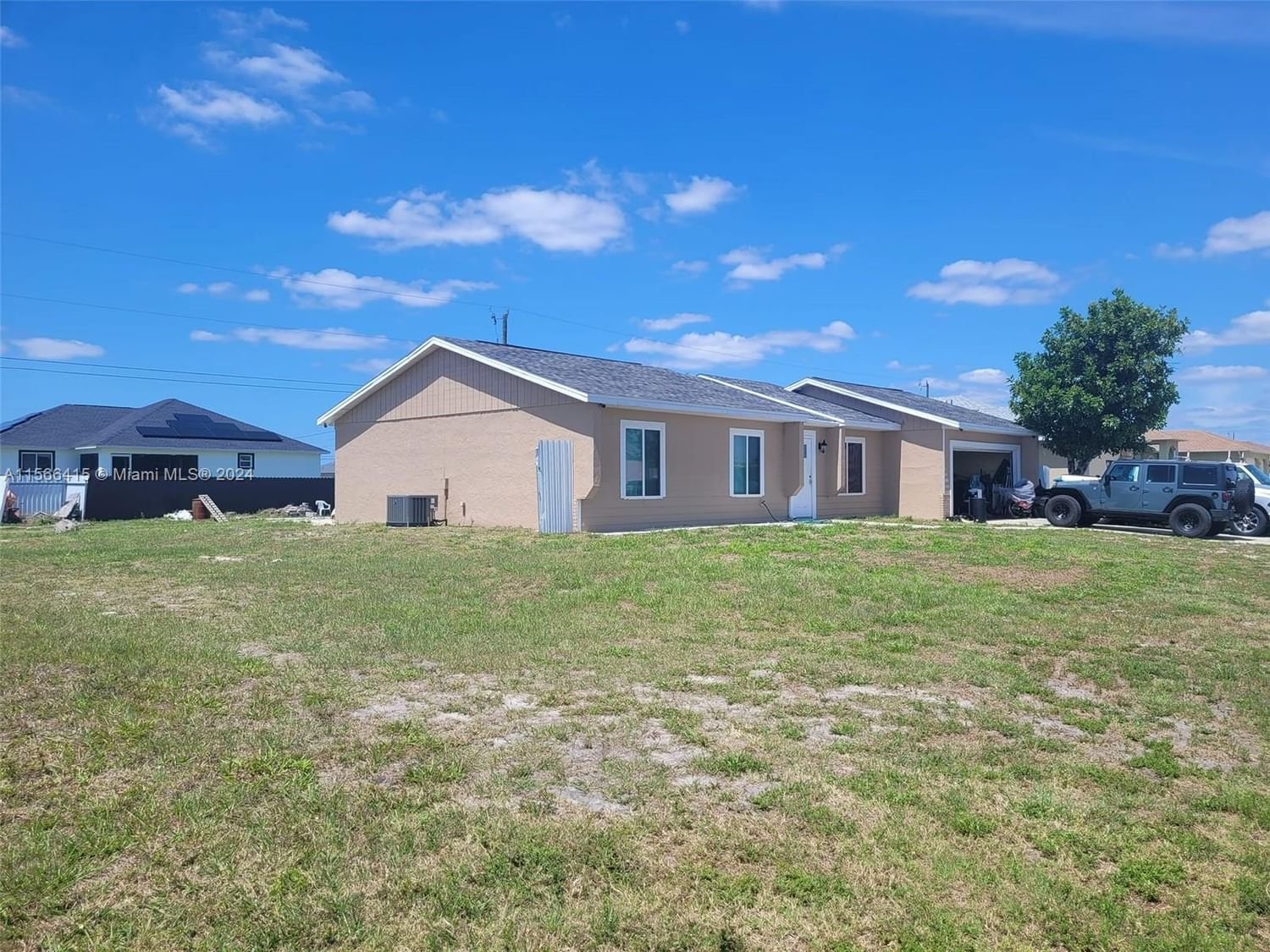 Real estate property located at 2816 5TH PL, Lee County, Cape Coral, Cape Coral, FL