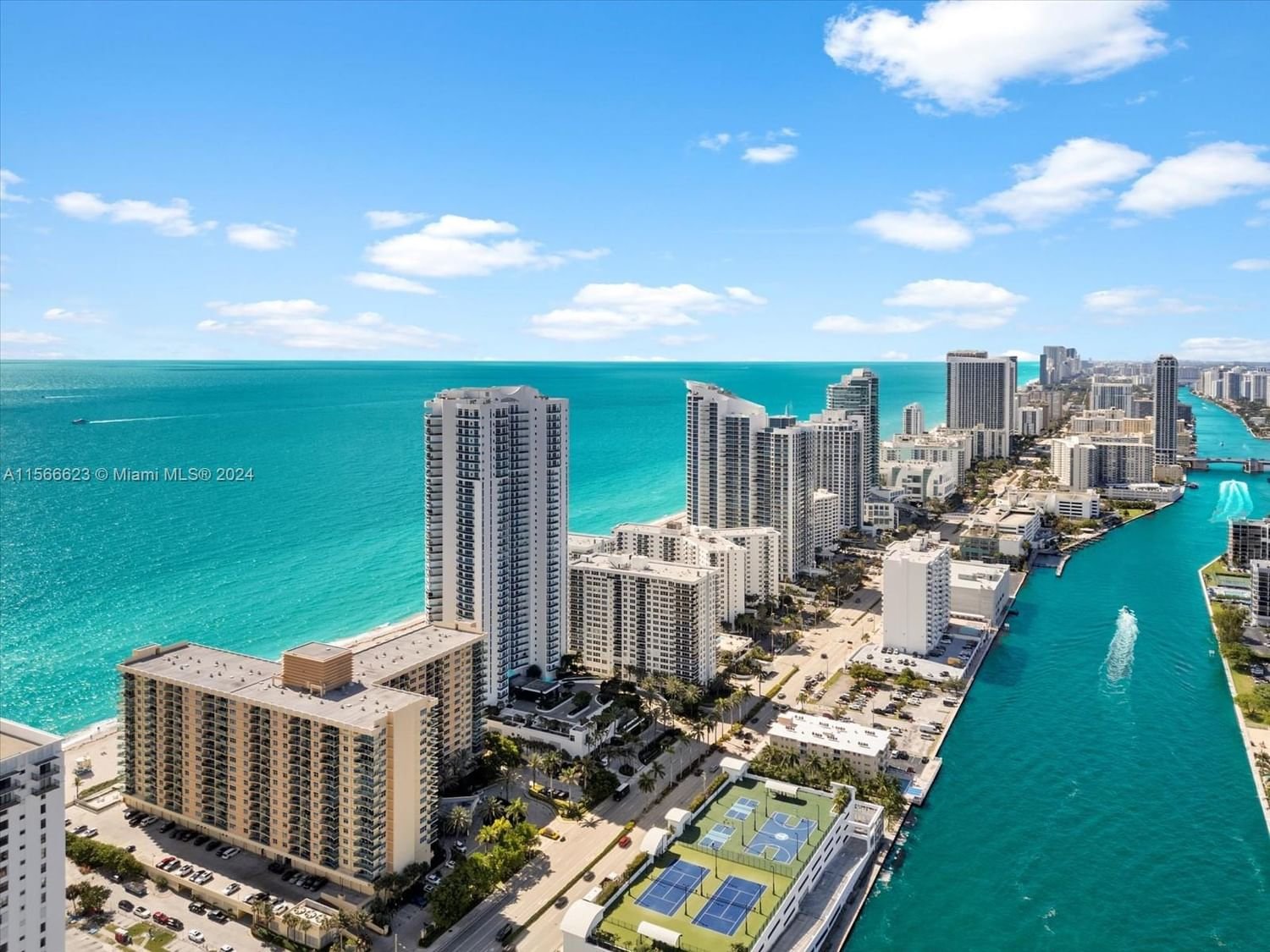 Real estate property located at 2501 Ocean Dr #535, Broward County, WAVE CONDO, Hollywood, FL