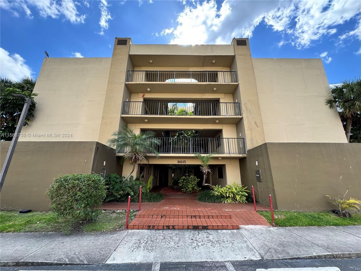 Real estate property located at 8615 8th St #210, Miami-Dade County, FOX CHASE CONDO #1, Miami, FL