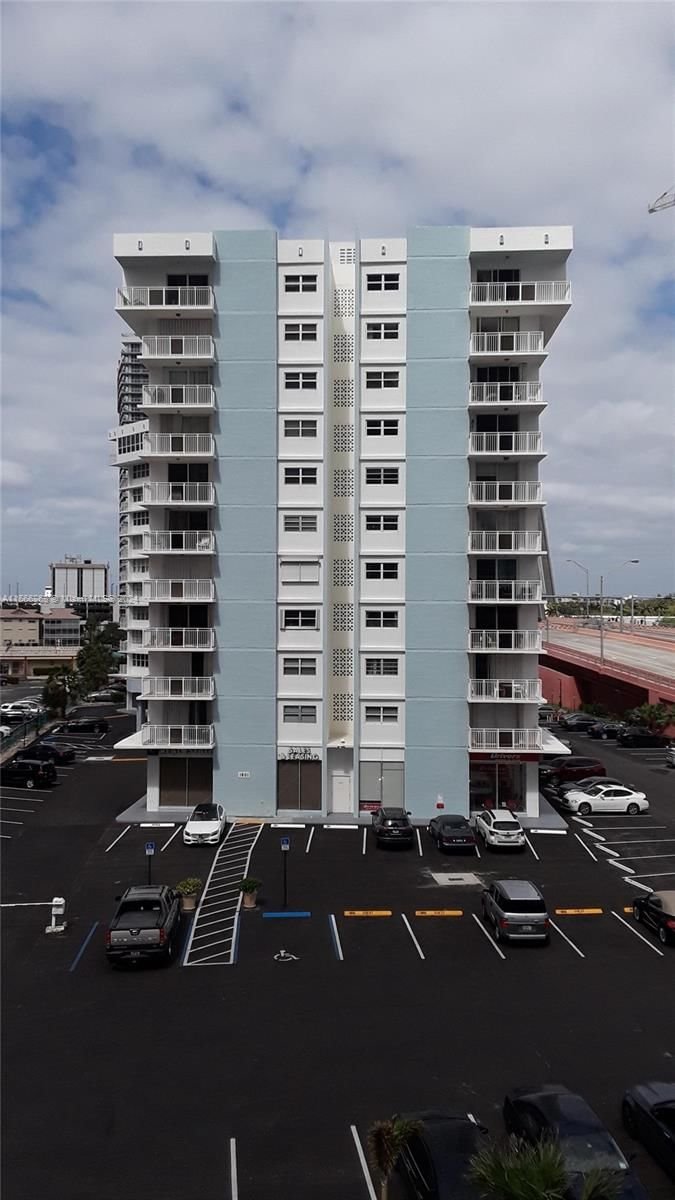 Real estate property located at 1801 Ocean Dr #840, Broward County, IMPERIAL TOWERS NORTH CON, Hallandale Beach, FL