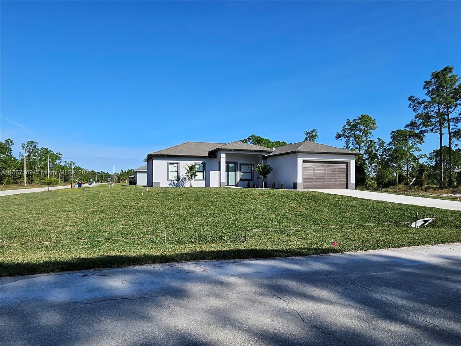 Real estate property located at 651 KELLER ST, Lee County, Lehigh Acres, Lehigh Acres, FL