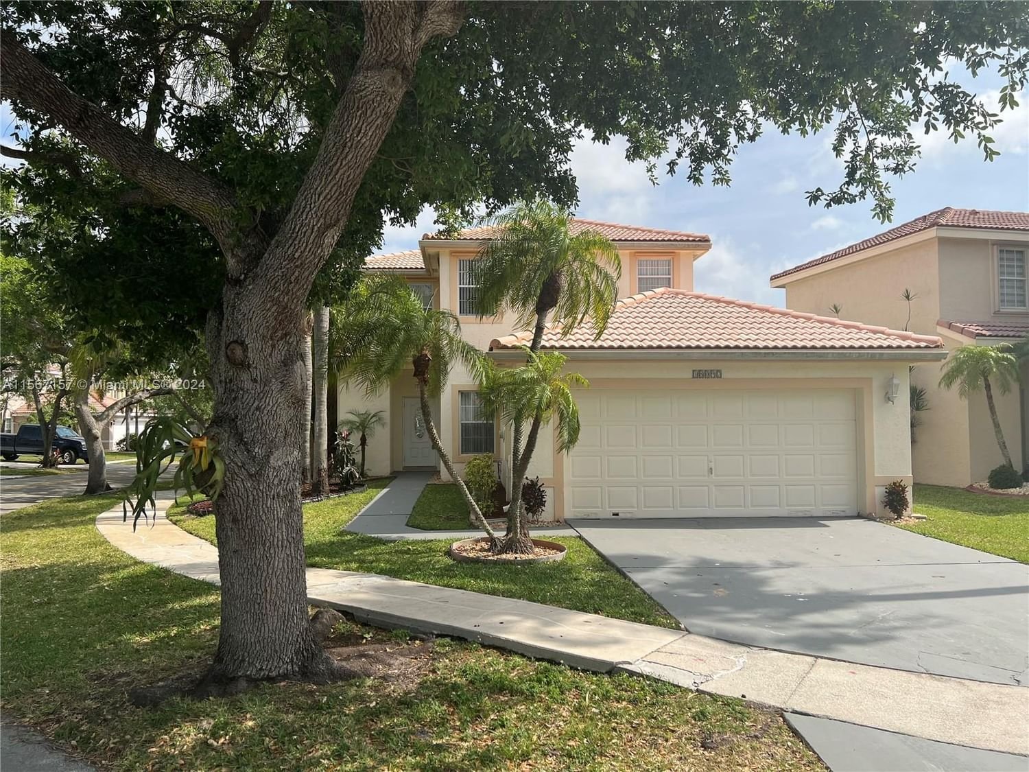 Real estate property located at 18097 30th Ct, Broward County, SILVER LAKES PHASE III, Miramar, FL